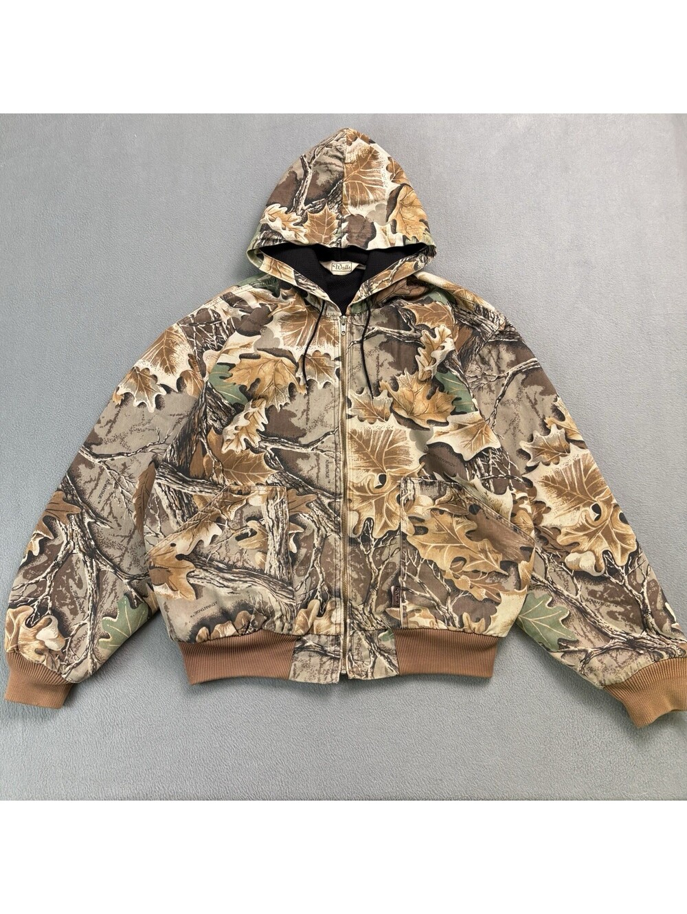 Vintage Walls Real Tree Camo Workwear Hoodie Jacket Size Medium / Boxy Large (?)